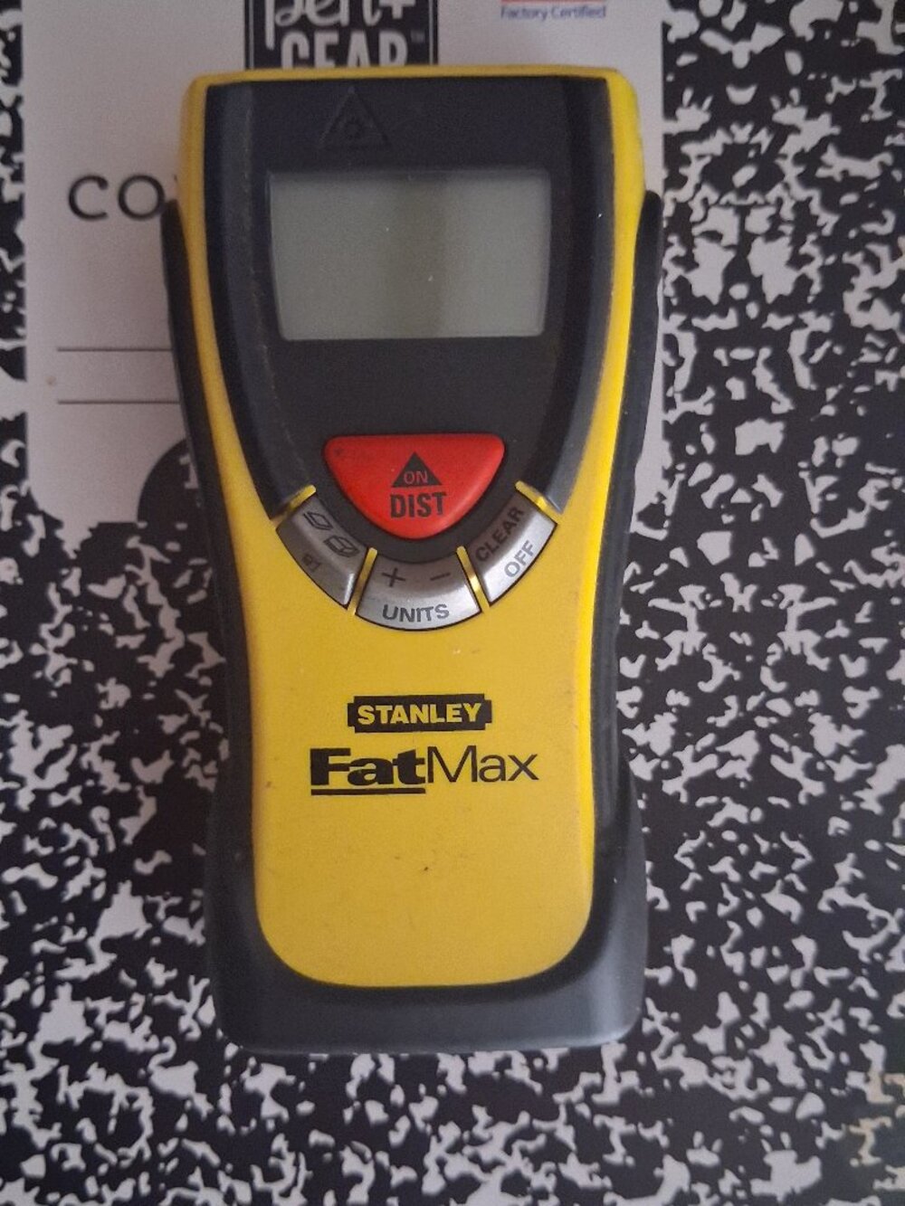 STANLEY FATMAX LASER MEASUREING DEVICE